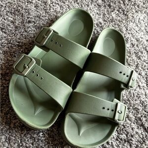 Women’s Olive Green Lightweight Adjustable Sandals